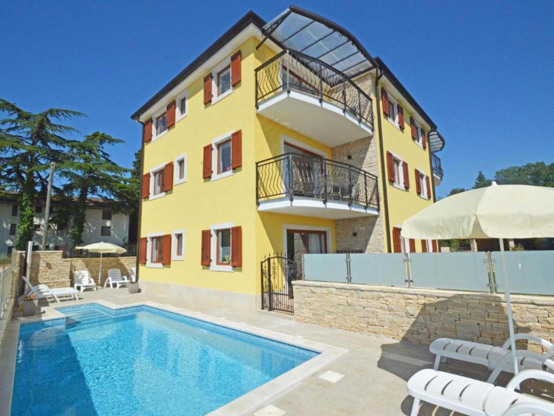 Elia Apartments Savudrija Exteriör bild